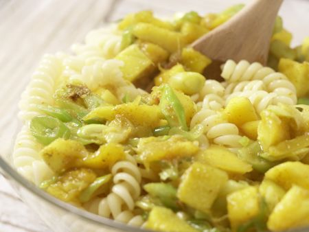 Spicy Mango Curry Noodles preparation step 7 Spicy Mango Curry Noodles preparation step 7