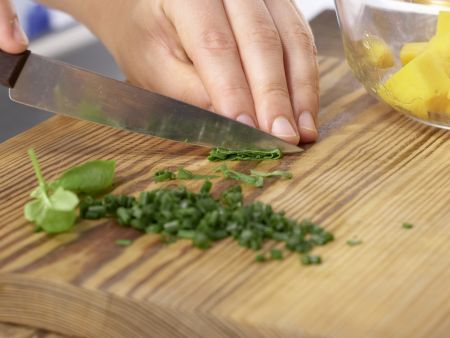 Spicy Mango Salad preparation step 2 Spicy Mango Salad preparation step 2