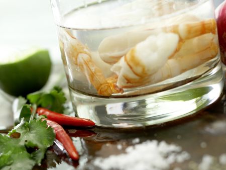 Spicy Shrimp with Avocado Cream preparation step 3 Spicy Shrimp with Avocado Cream preparation step 3