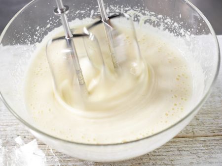 Strawberry Yogurt Cake preparation step 1 Strawberry Yogurt Cake preparation step 1