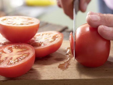 Tomato Bites preparation step 1 Tomato Bites preparation step 1