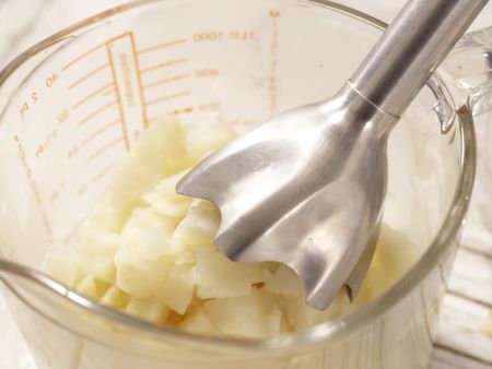 Truffled Celery Root Puree preparation step 5 Truffled Celery Root Puree preparation step 5