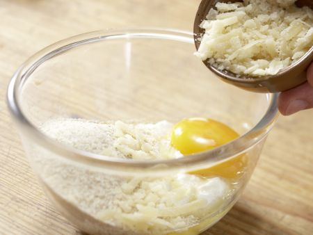 Vegetable Soup with Semolina Dumplings preparation step 4 Vegetable Soup with Semolina Dumplings preparation step 4