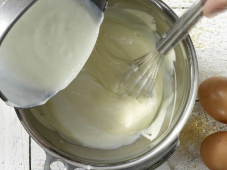 White Chocolate-Yogurt Mousse preparation step 2 White Chocolate-Yogurt Mousse preparation step 2