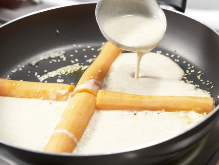 Whole-Wheat Pancakes with Carrots and Sesame Seeds preparation step 5 Whole-Wheat Pancakes with Carrots and Sesame Seeds preparation step 5