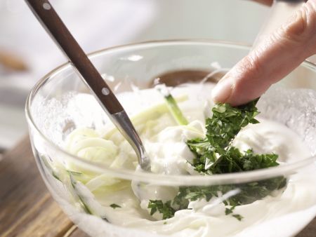 Zucchini and Herb Cheese Spread preparation step 4 Zucchini and Herb Cheese Spread preparation step 4