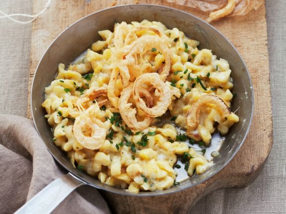 Onion-Topped Spaetzle and Cheese Bake recipe | Eat Smarter USA