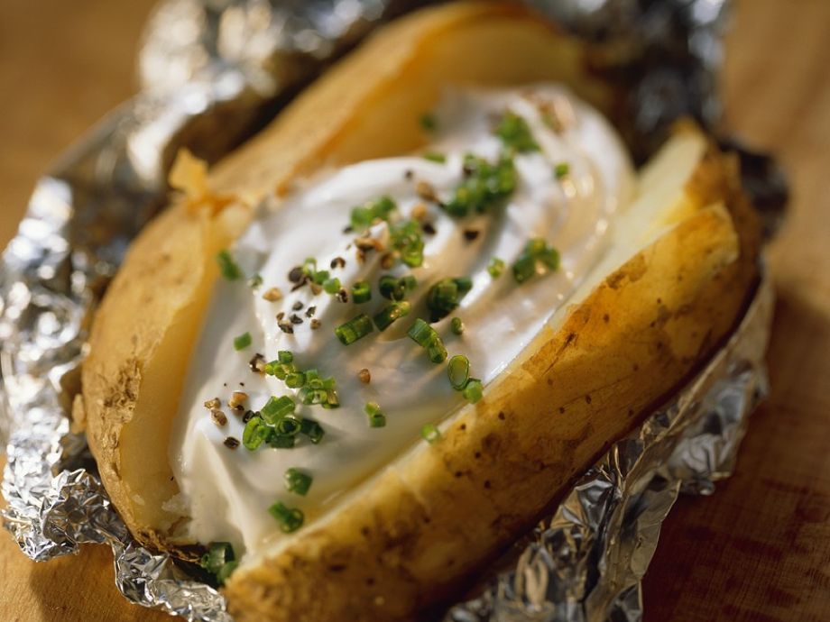 Baked Potatoes With Sour Cream Recipe EatSmarter