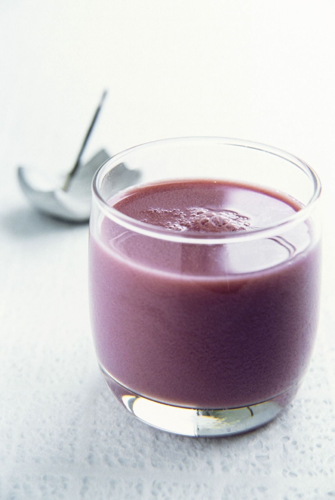 Blackcurrant and Yoghurt Smoothies-image