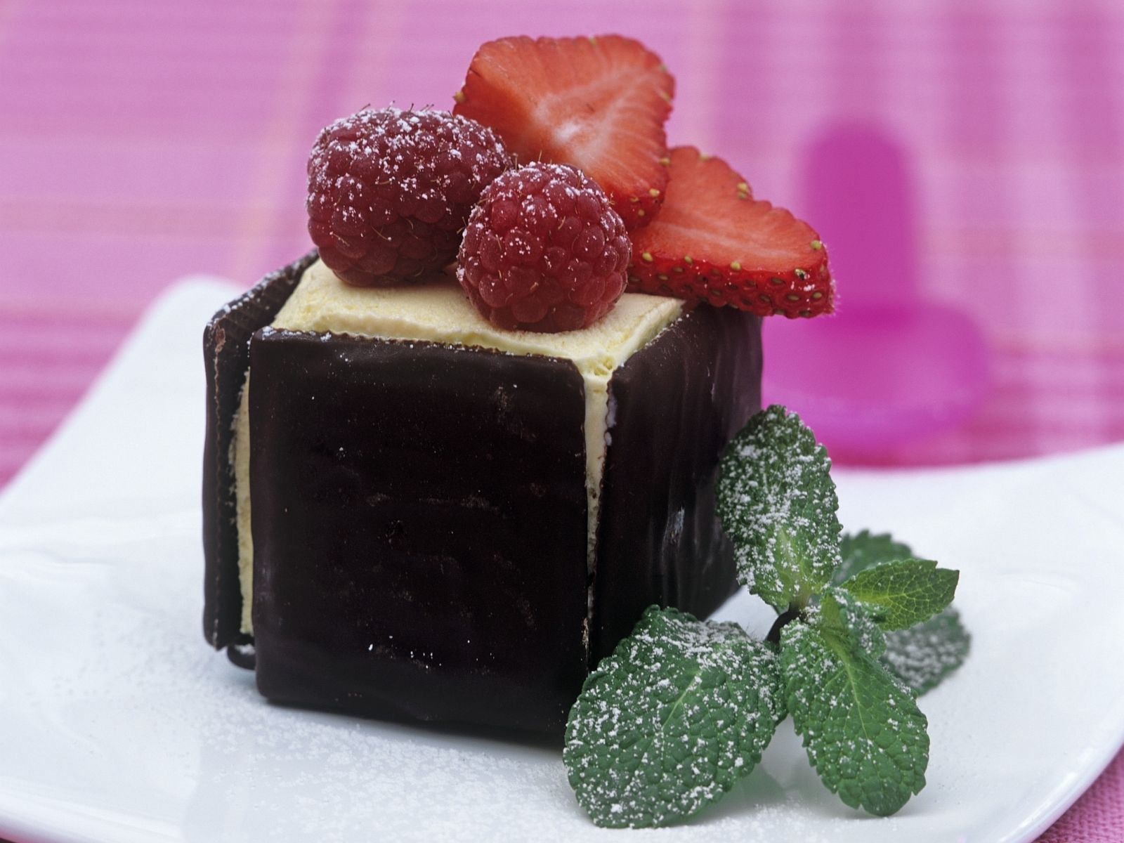 Ice-cream Squares with Berries-image
