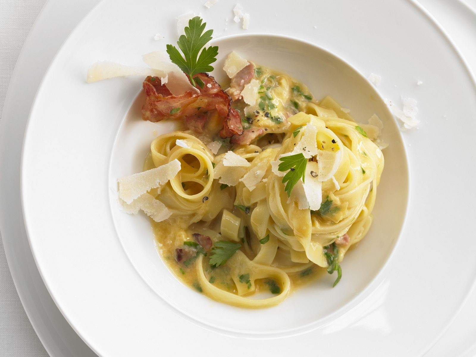 Pasta with Bacon and Egg Sauce (Carbonara)-image